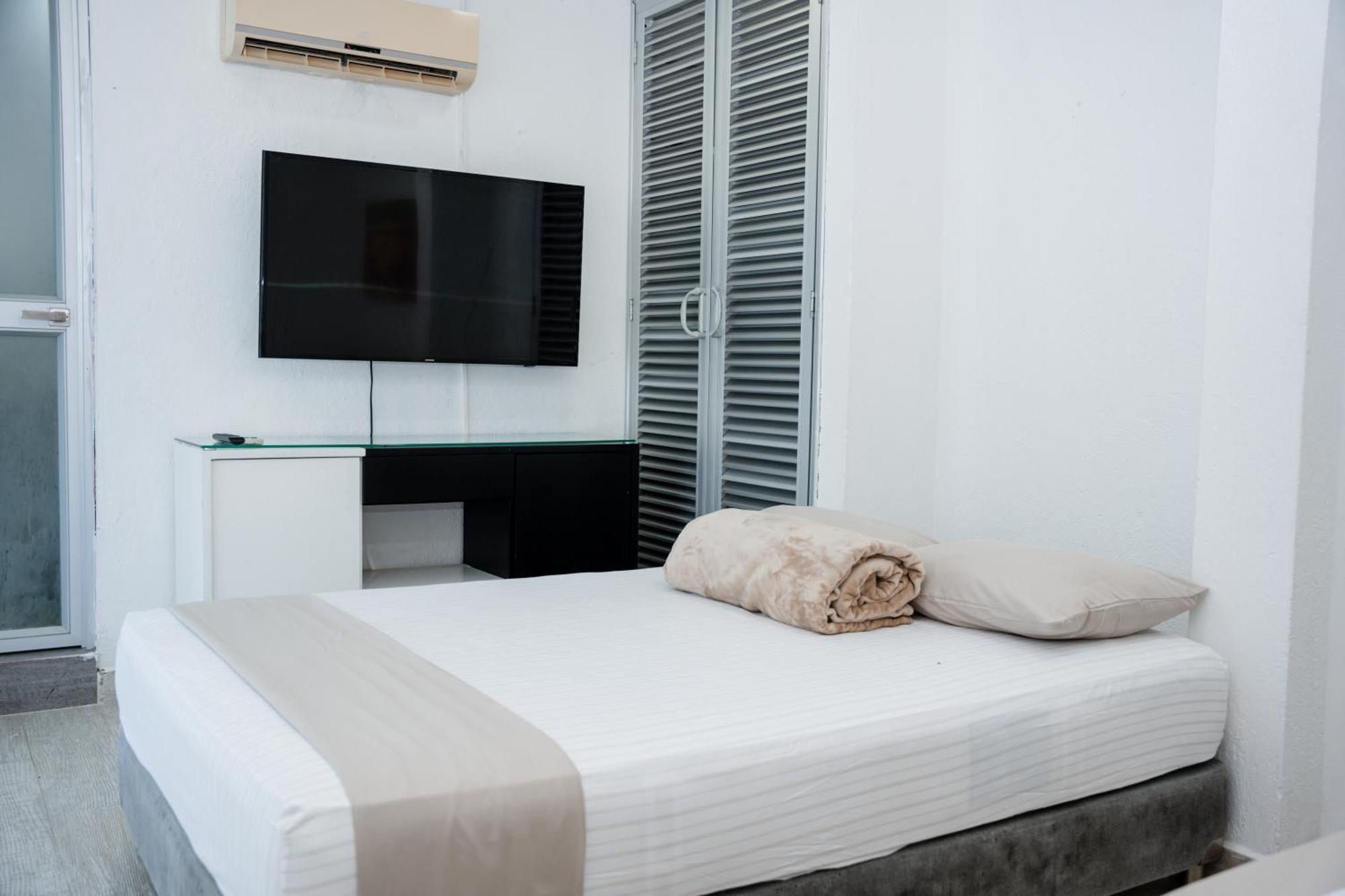 Hotel Kaamu Таганга Екстериор снимка