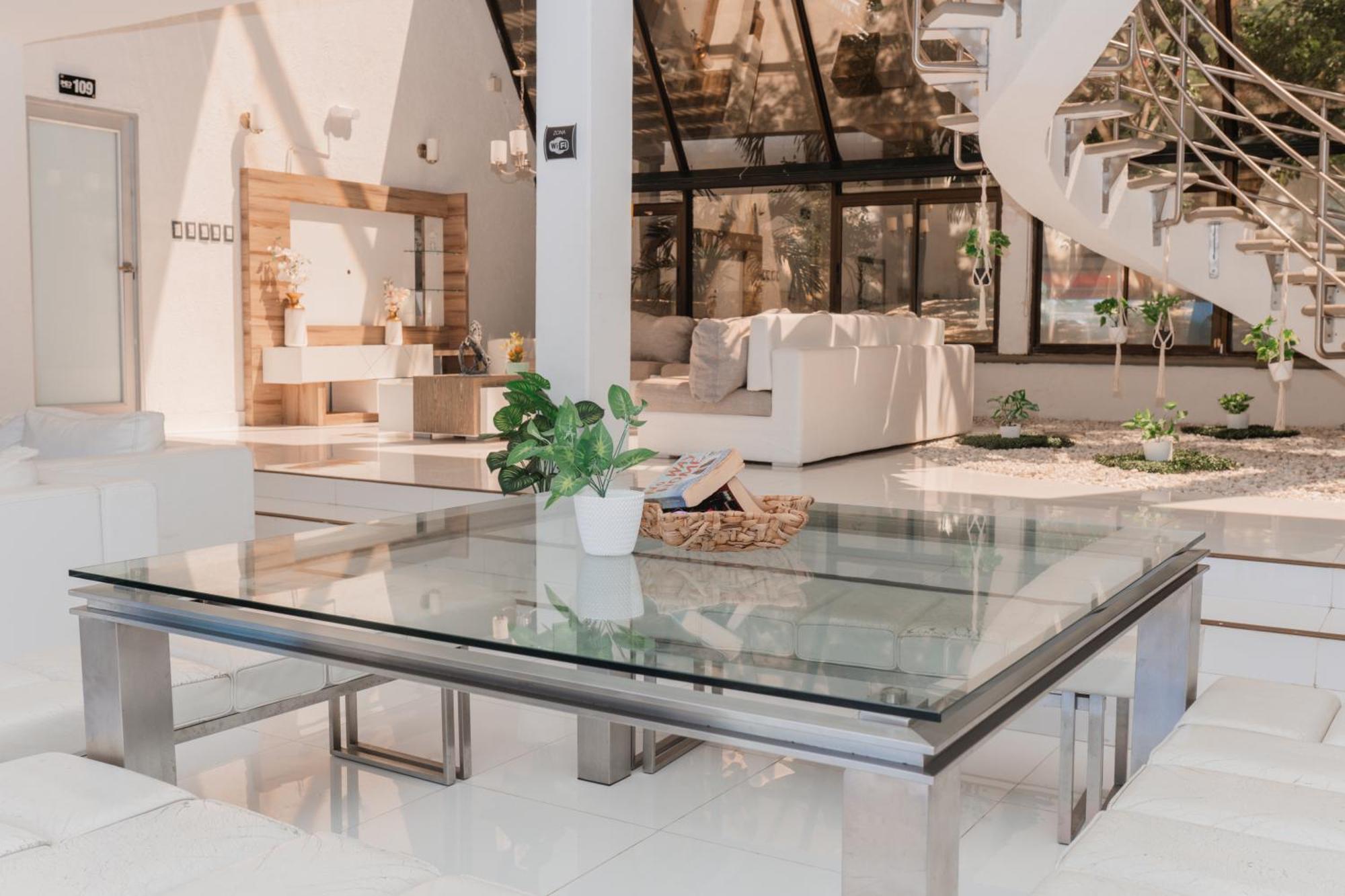 Hotel Kaamu Таганга Екстериор снимка