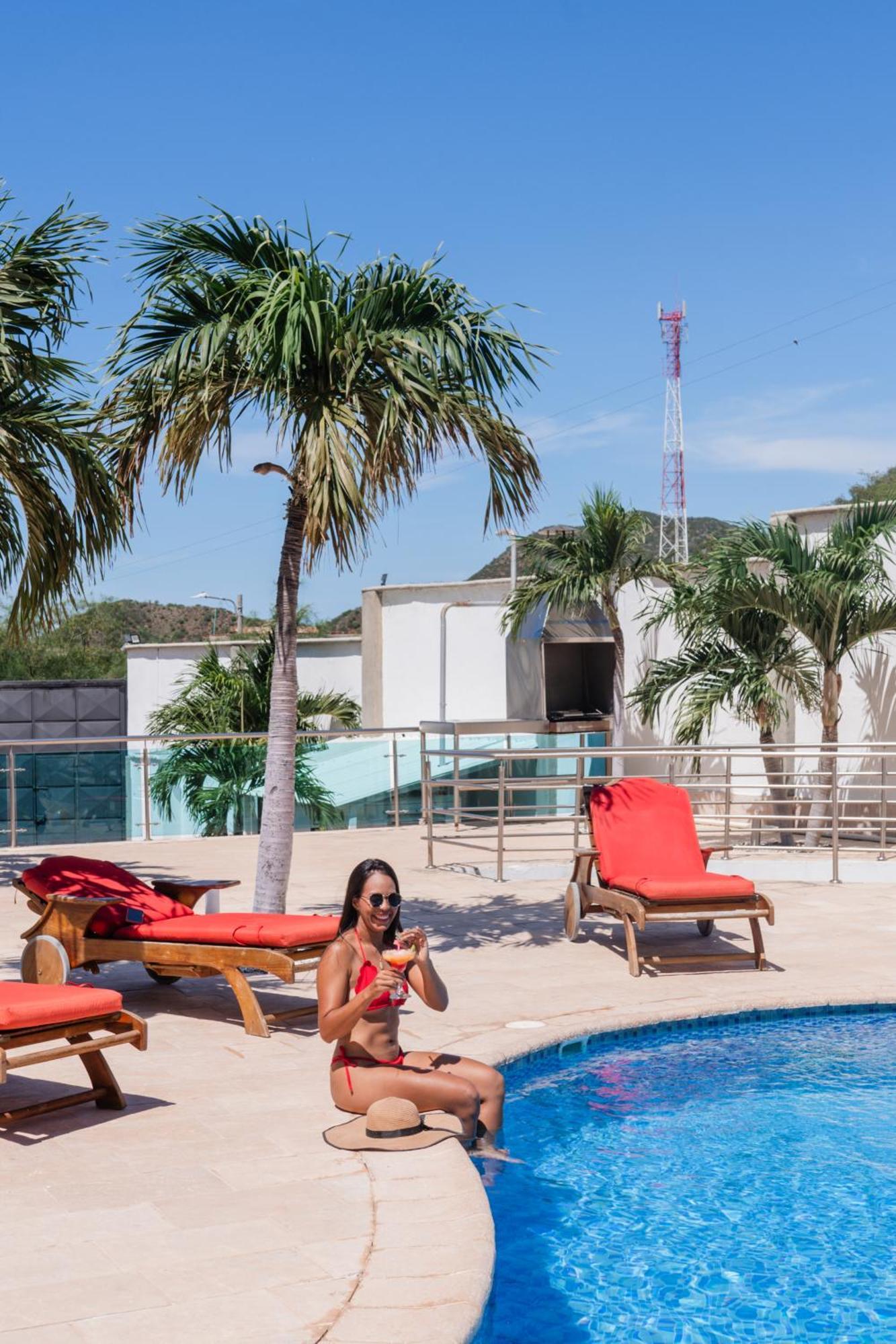 Hotel Kaamu Таганга Екстериор снимка